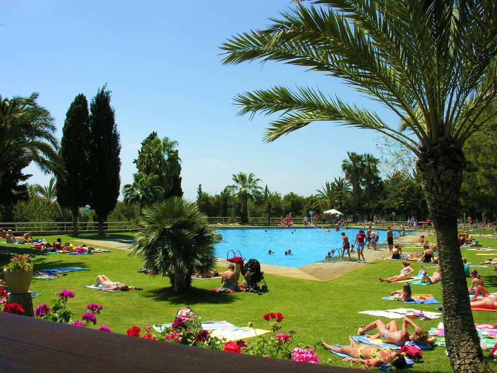 Camping Vilanova Park Біланоба-і-ла-Жалтру Екстер'єр фото