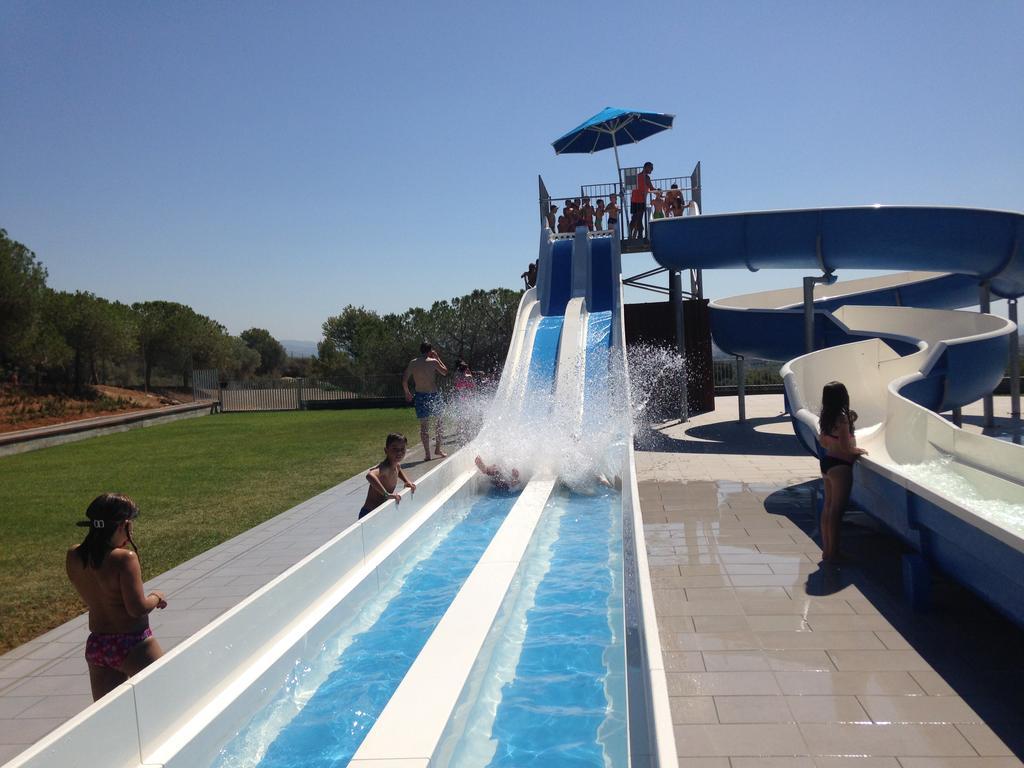 Camping Vilanova Park Біланоба-і-ла-Жалтру Екстер'єр фото